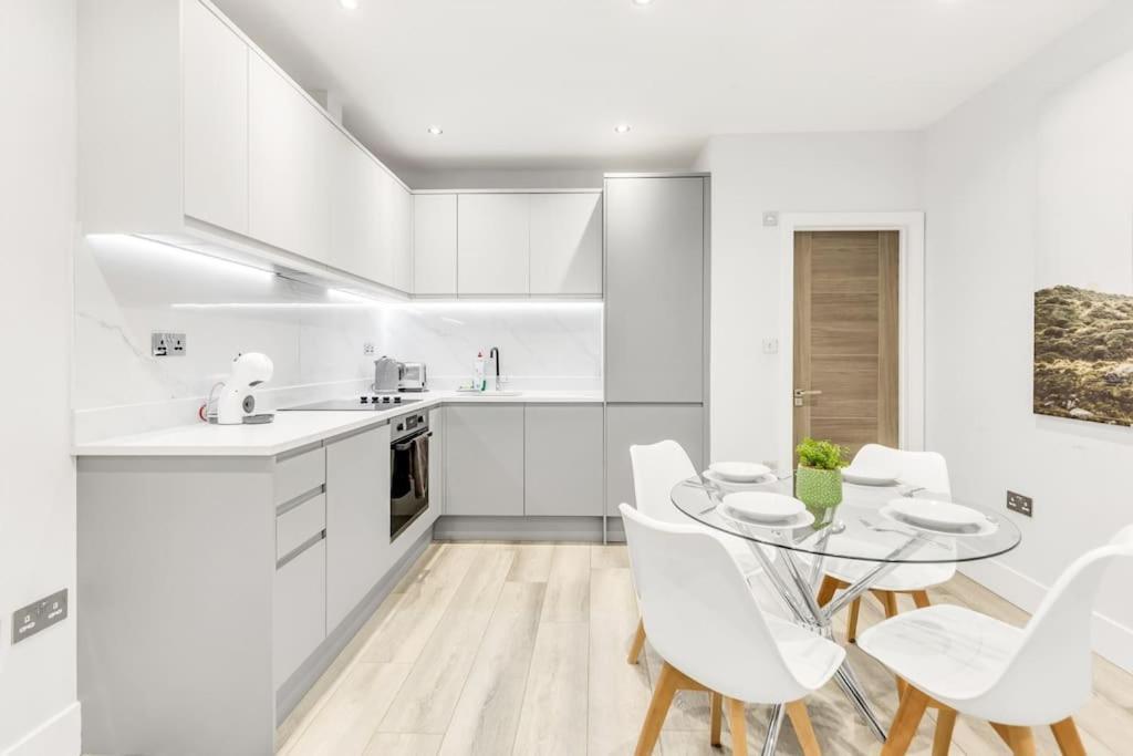 Wow Abbey Road Apartment - Sleeps Up To 8 London Exterior photo