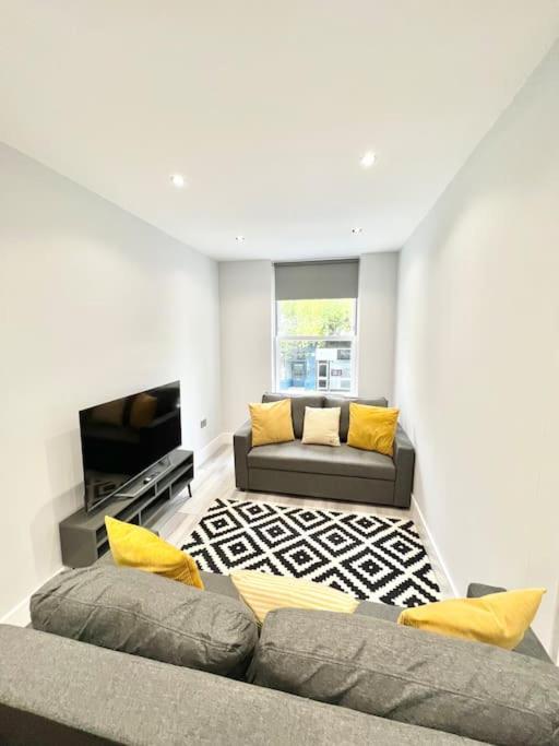 Wow Abbey Road Apartment - Sleeps Up To 8 London Exterior photo